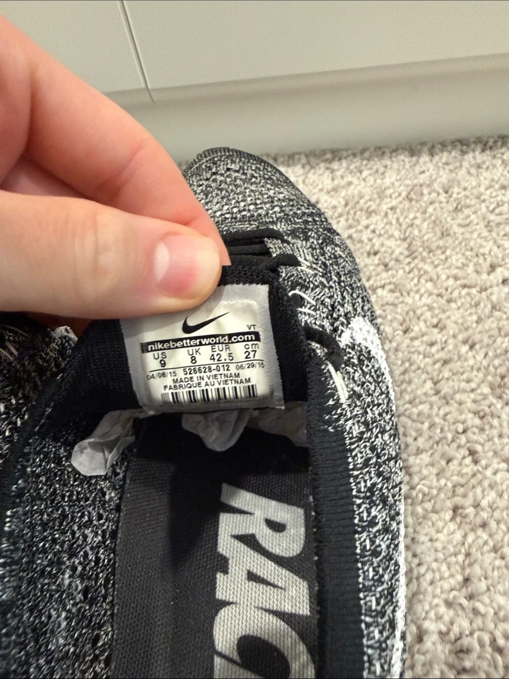 Nike Flyknit racer Oreo 2.0 Black and White Flyknit Running Sneakers